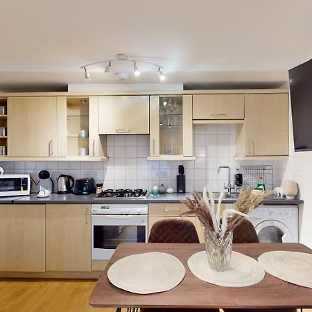 Park Lane Apartments Baker Street-2